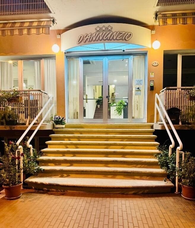 Готель D'Annunzio Hotel (Cattolica) 3*