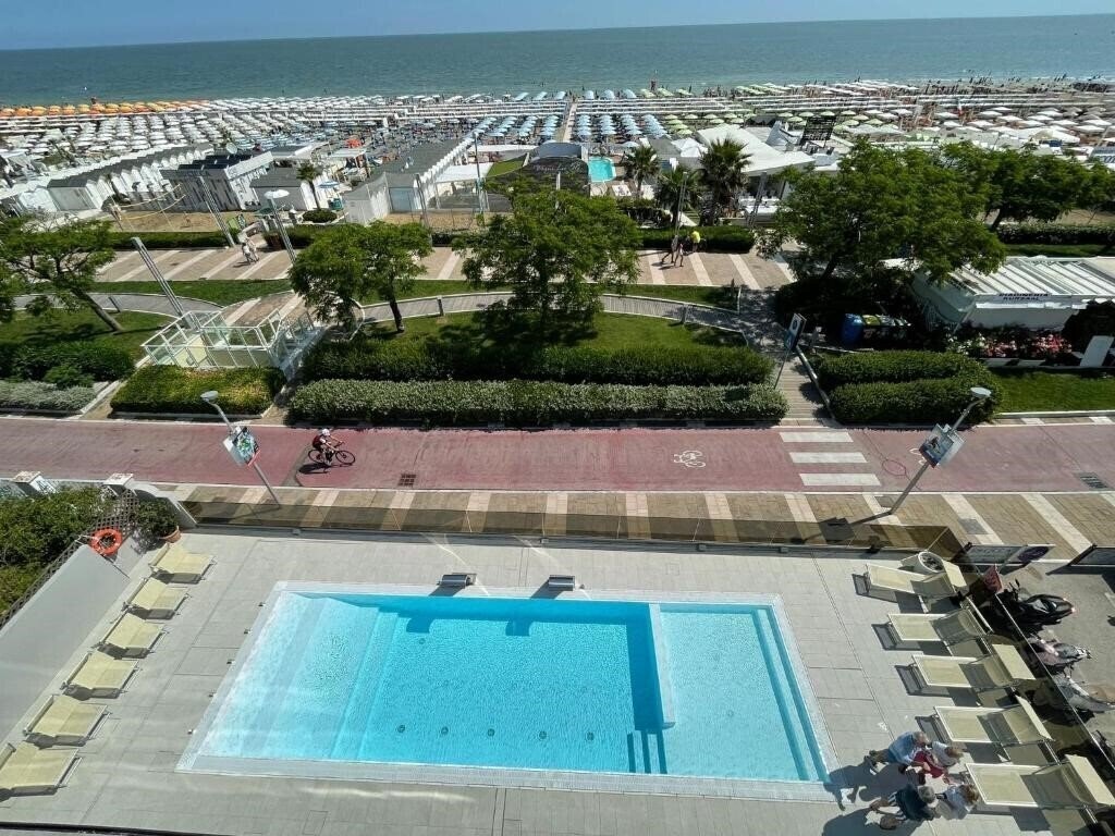 Изображение Ascot Riccione 4*