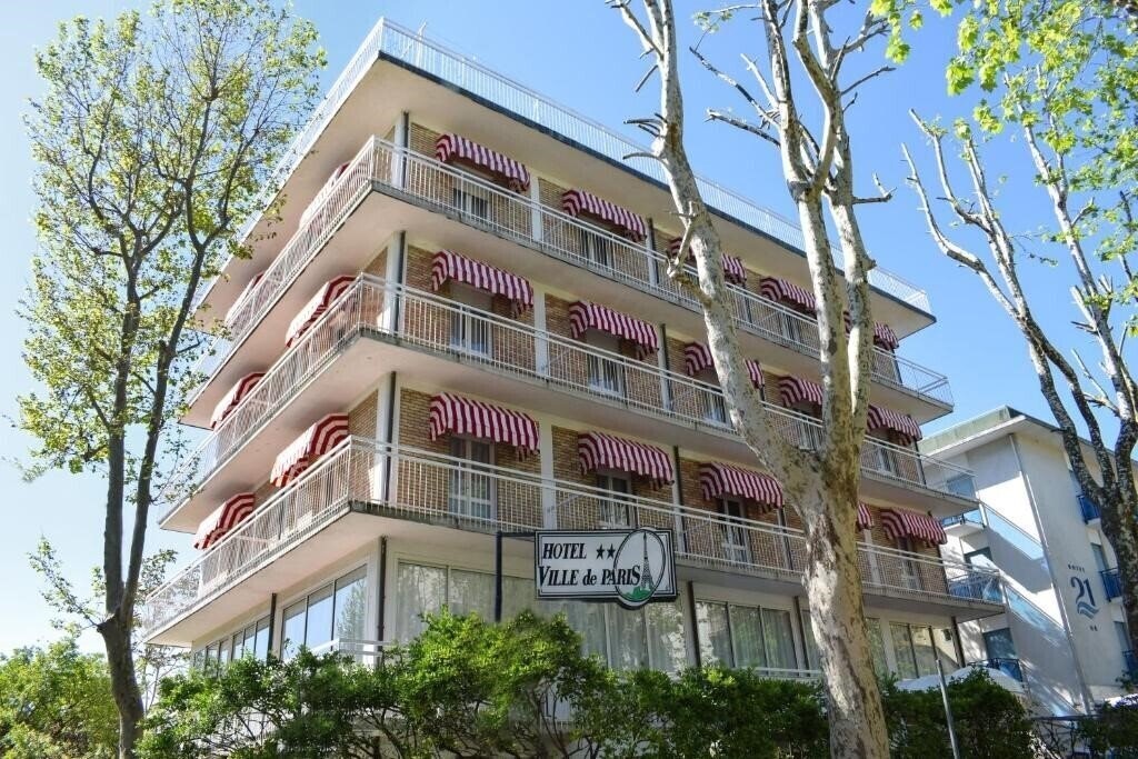 Готель Ville De Paris (Riccione) 2*