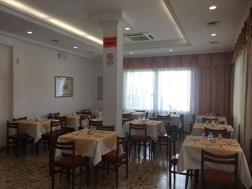 Готель Hotel Villa Rinaldini 2*