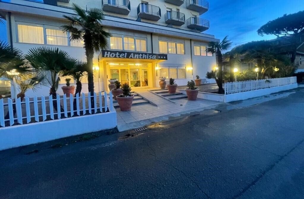 Картинка Hotel Anthisa 3*
