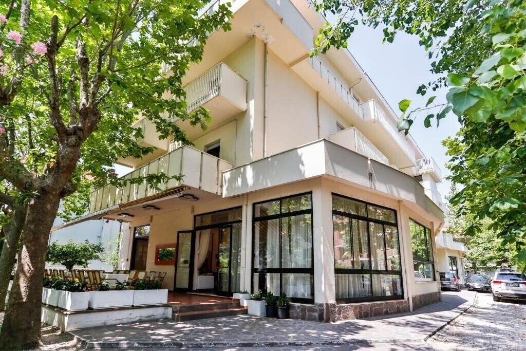 Отель Avana Mare Hotel 3*