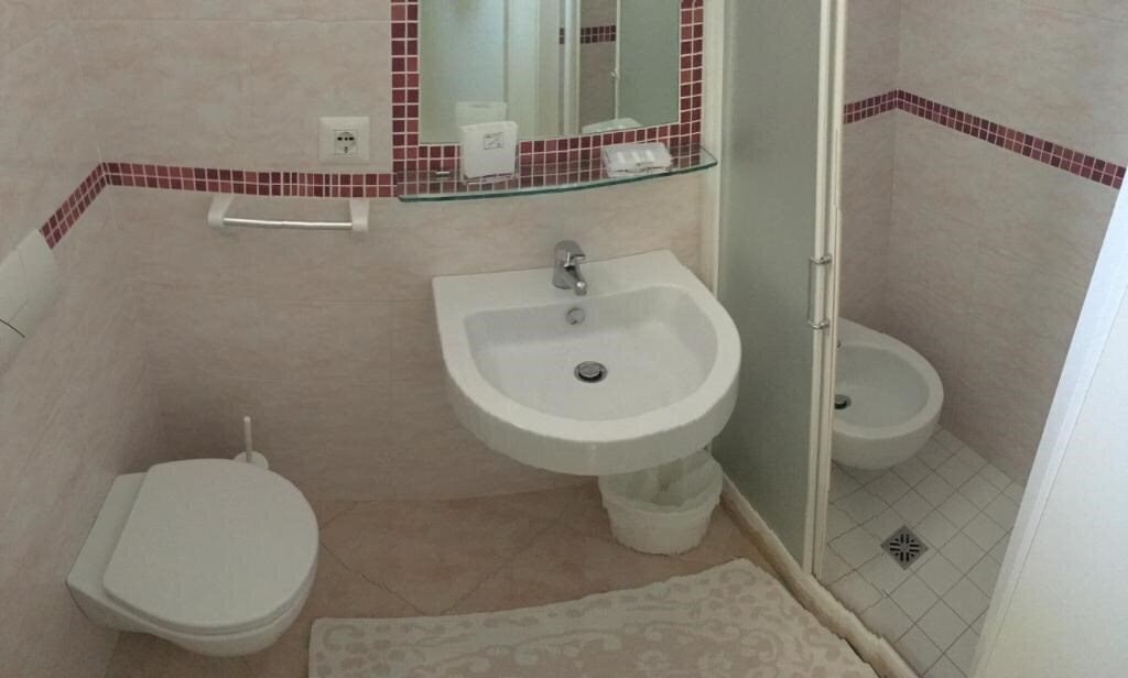 Картинка Hotel Kelly 2*