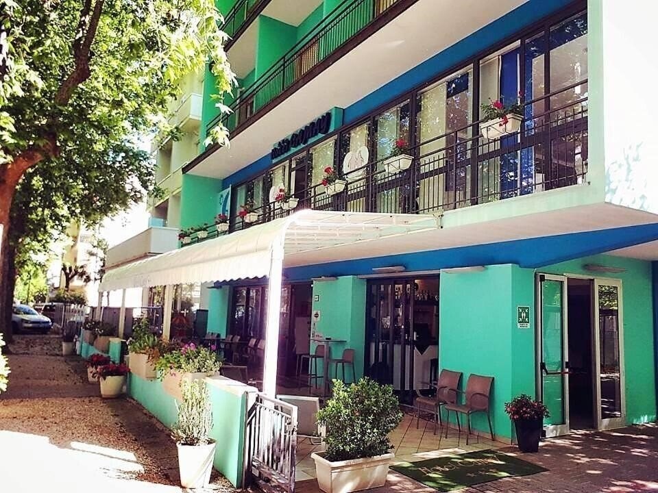 Отель Hotel Camay 2*