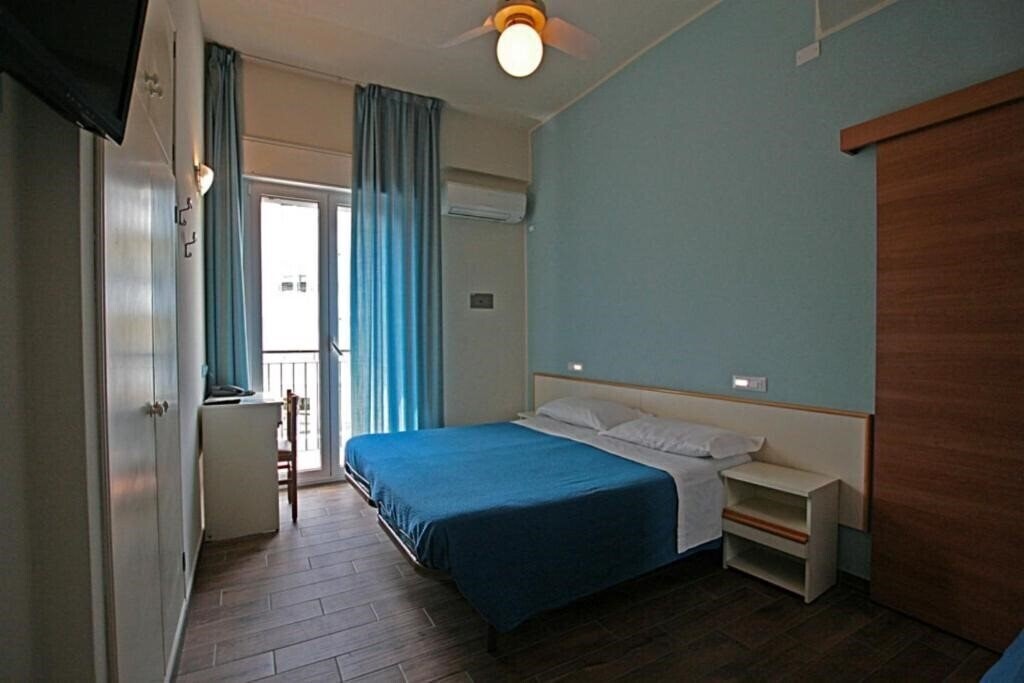 Фото Hotel Sayonara 3*