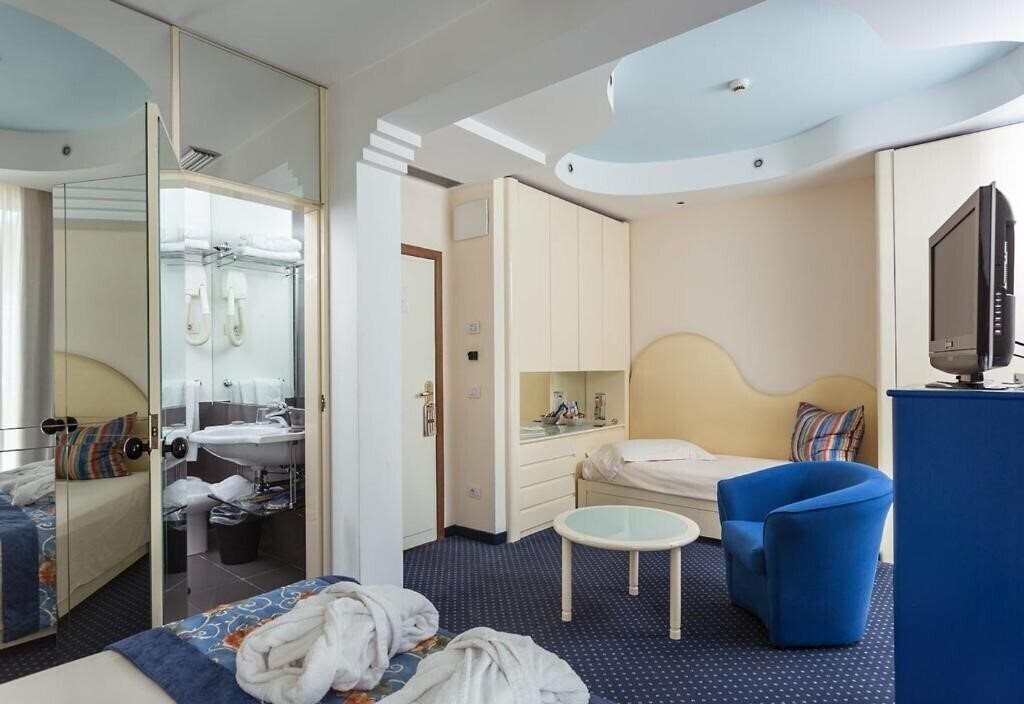 Фото Luna Riccione Aqua SPA 4*