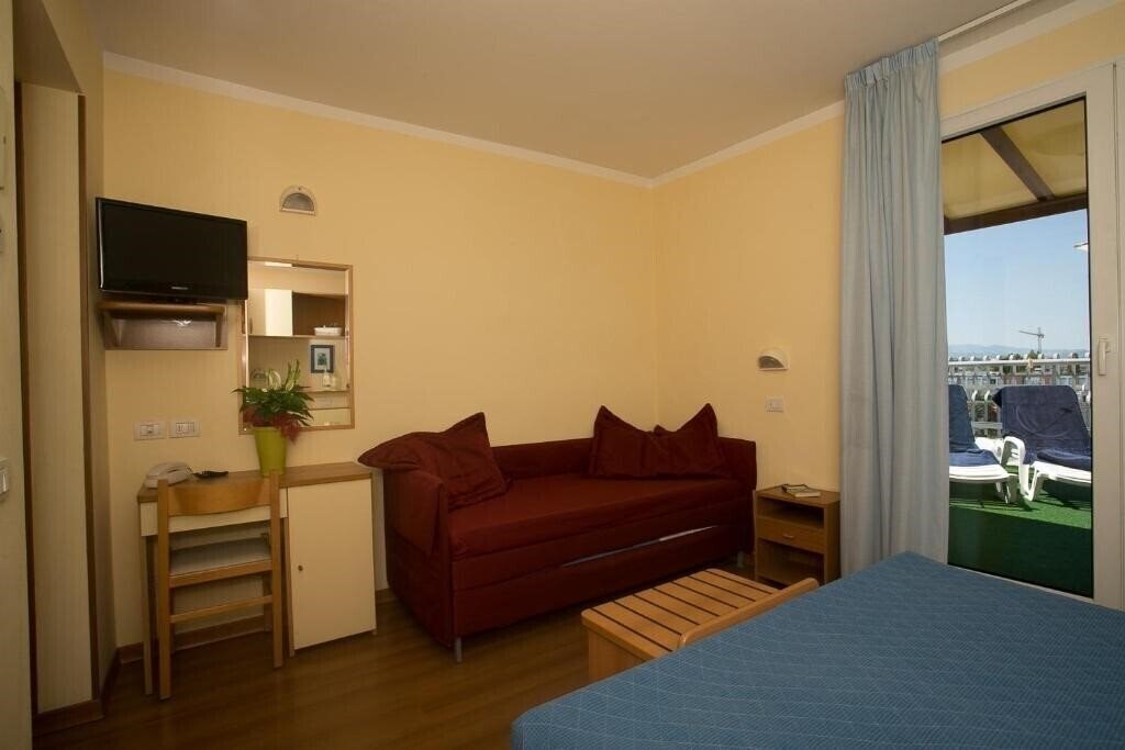 Фотография Albergo Vittoria (Viserba) 3*