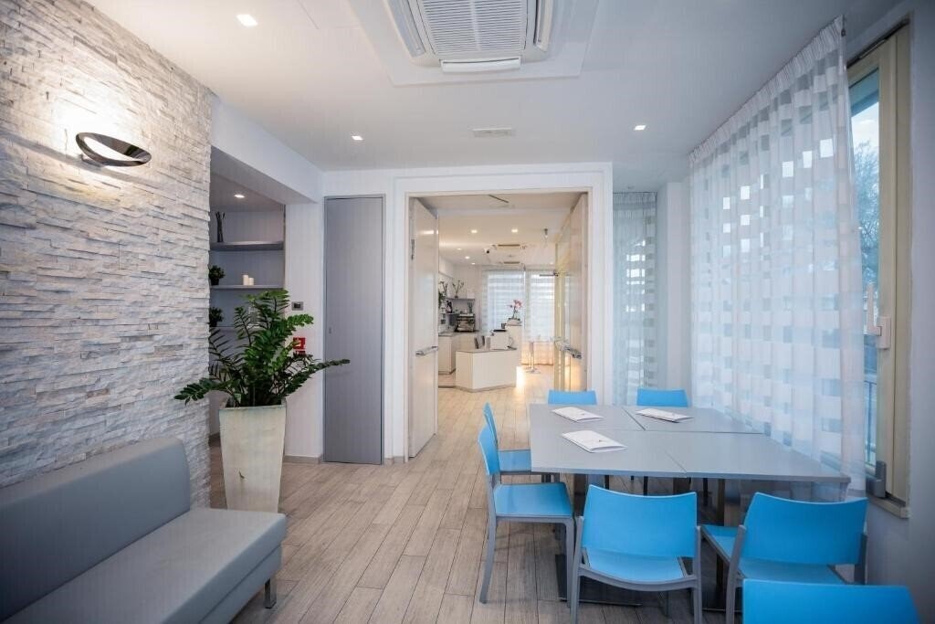 Изображение Gabbiano Hotel Rivabella 3*