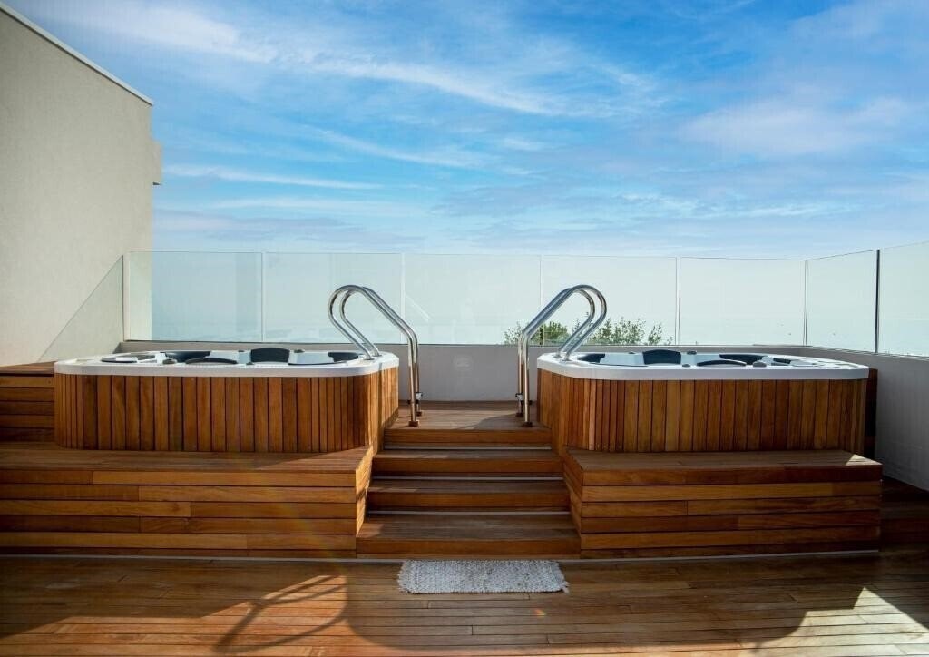 Готель One Design Hotel 4*