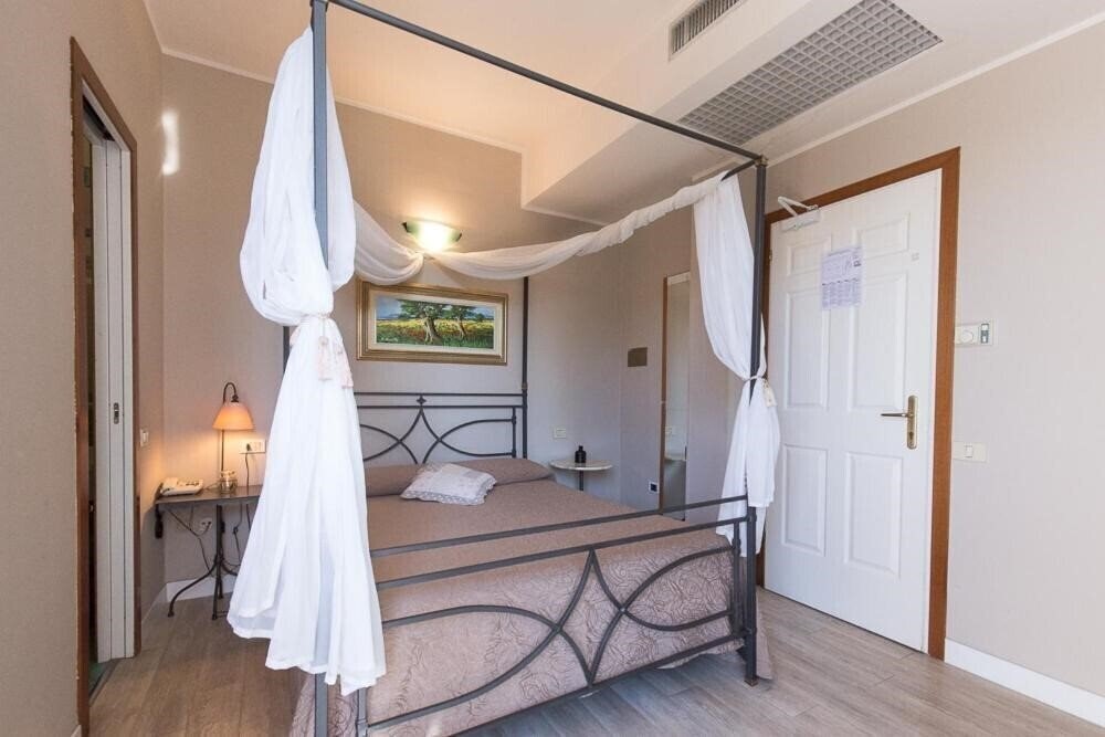 Картинка Trevi Hotel Riccione 3*