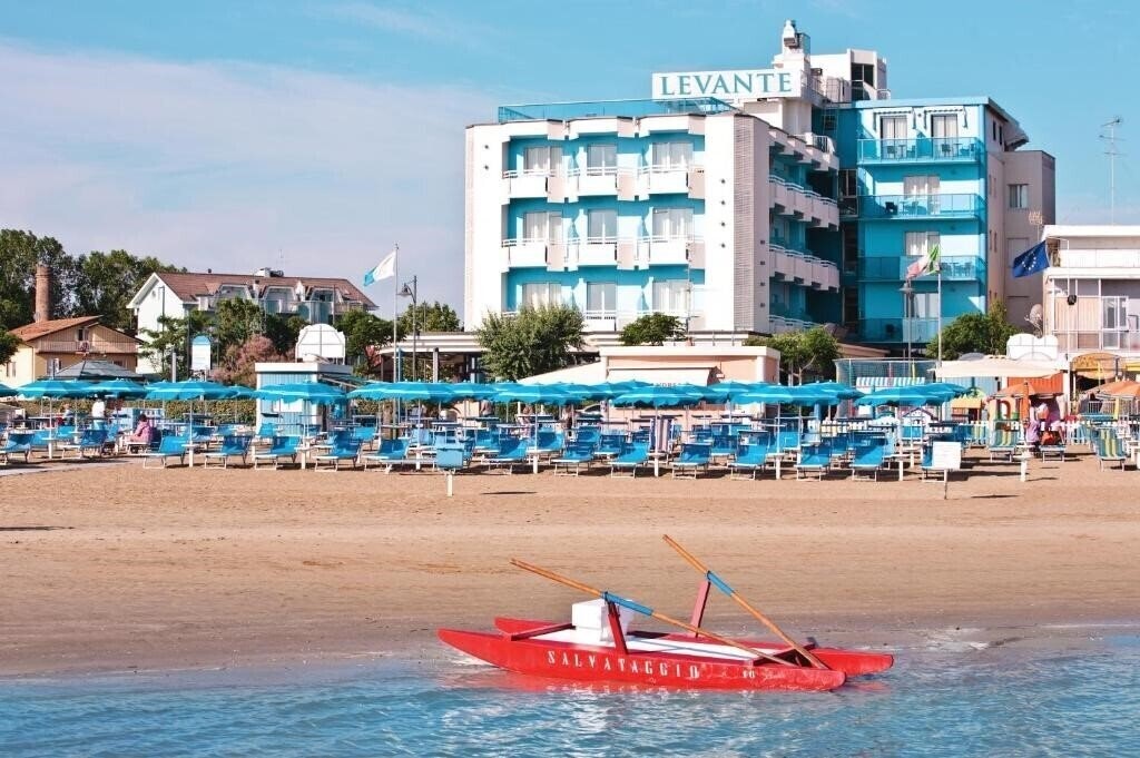Отель Hotel Levante (Bellaria) 4*
