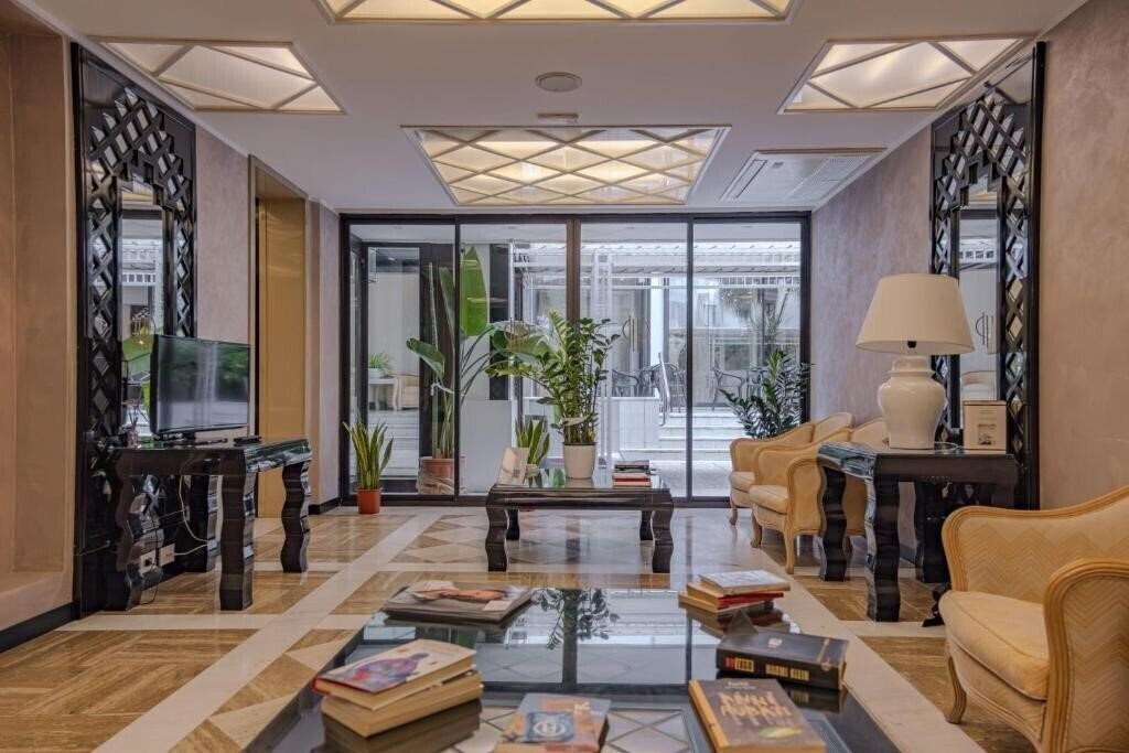 Фото Hotel President - Vintage Hotel In Centro (Riccione) 4*