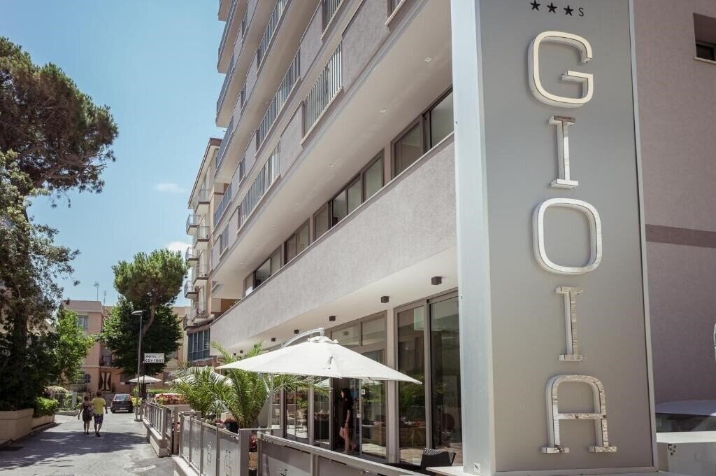 Отель Hotel Gioia 3*
