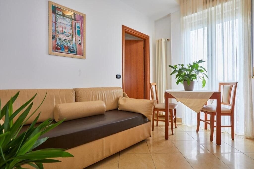 Фото Residence Fellini 3*