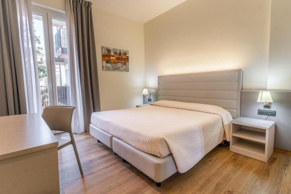 Отель My Place Hotel 3*
