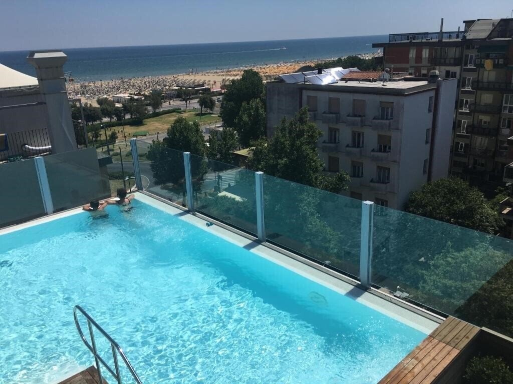 Готель Hotel City 3*