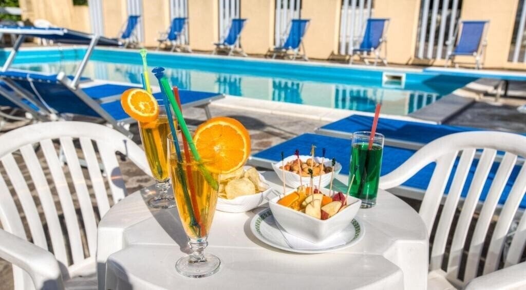 Фотографія Hotel Tilmar 3*