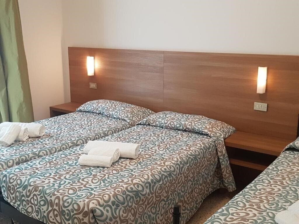 Изображение Hotel De La Plage 3*
