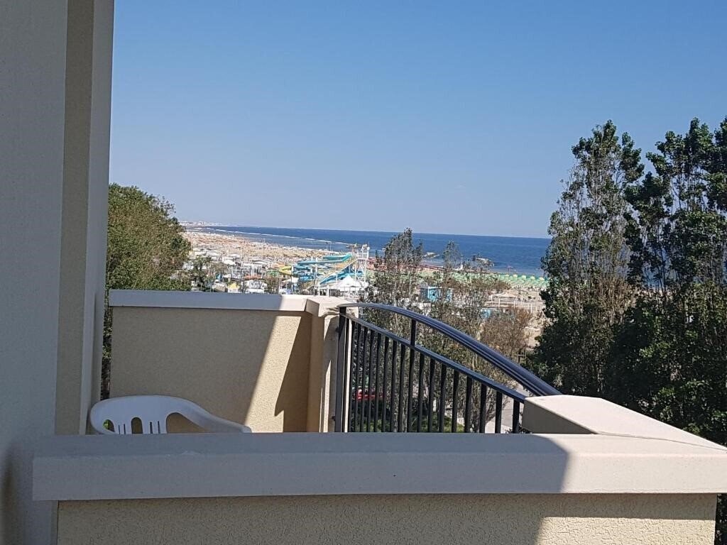 Картинка Hotel De La Plage 3*