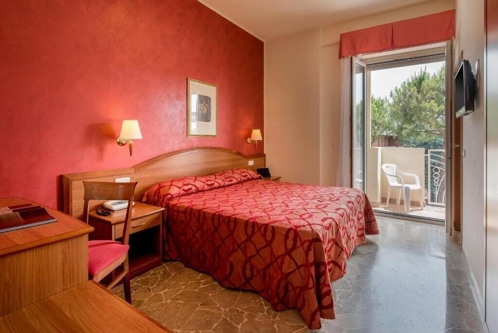 Фото Hotel Tiffany 3*