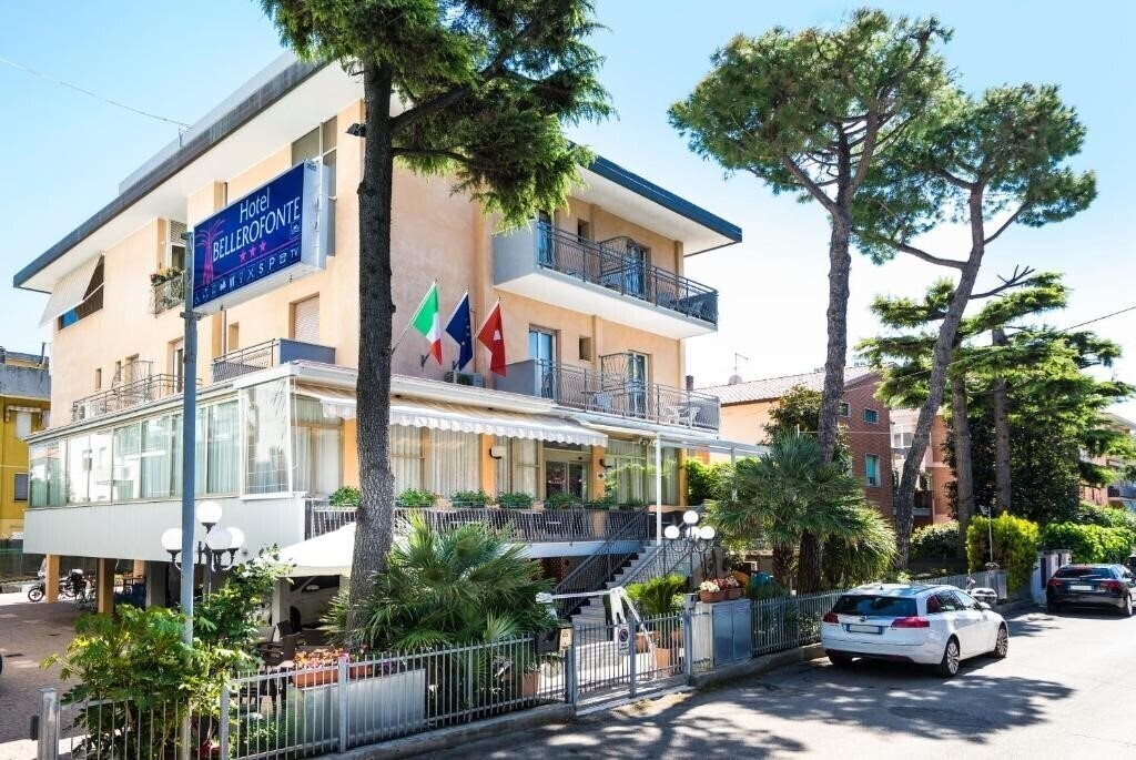 Готель Hotel Bellerofonte 3*