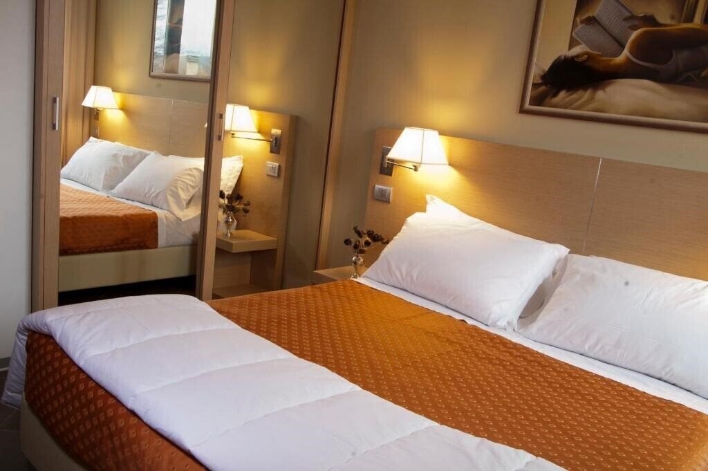Картинка Hotel Main Street 3*