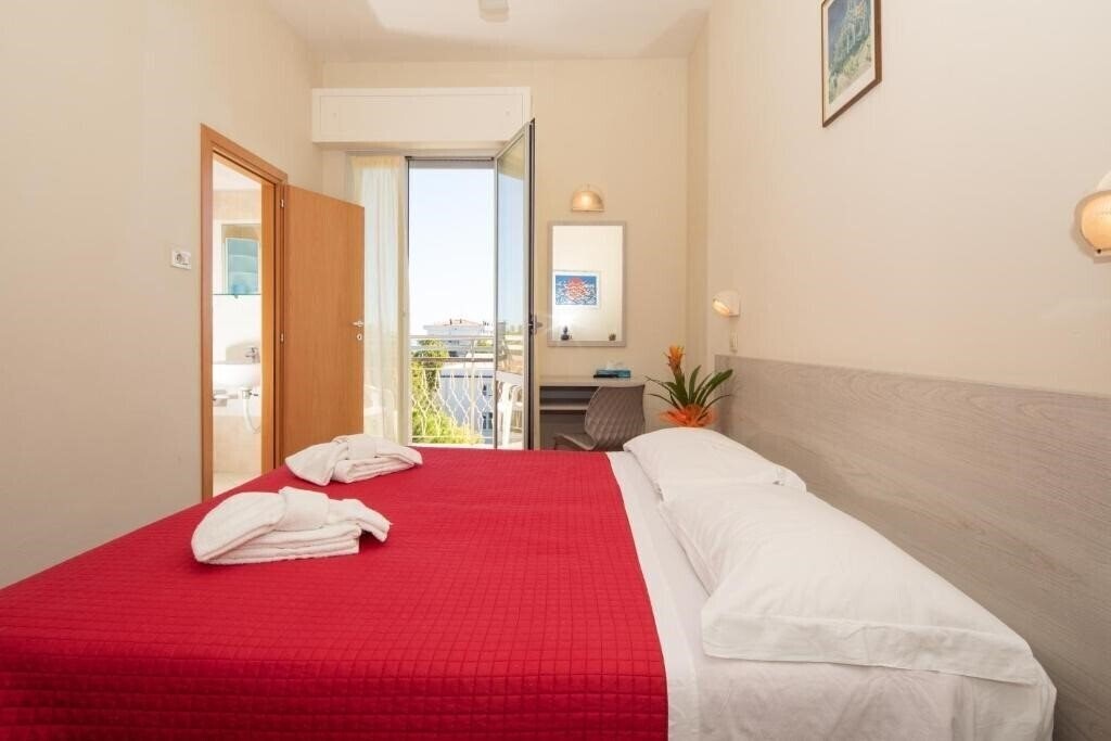 Картинка Hotel Lem 2*