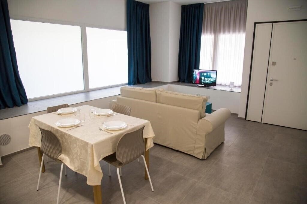 Фото Rivabella Suite Apartments 3*
