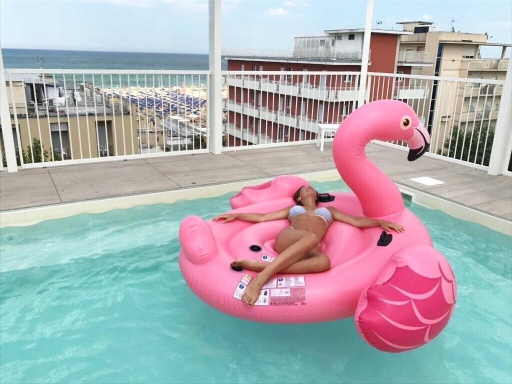 Готель Residence Ten Suite 3*