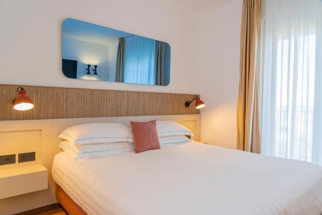 Картинка Le Rose Suite 4*