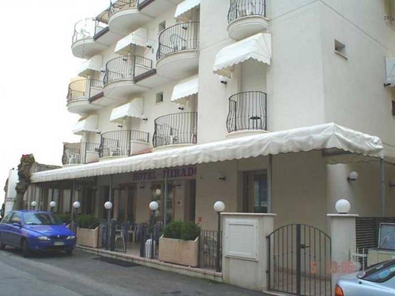 Готель Mirador 3*