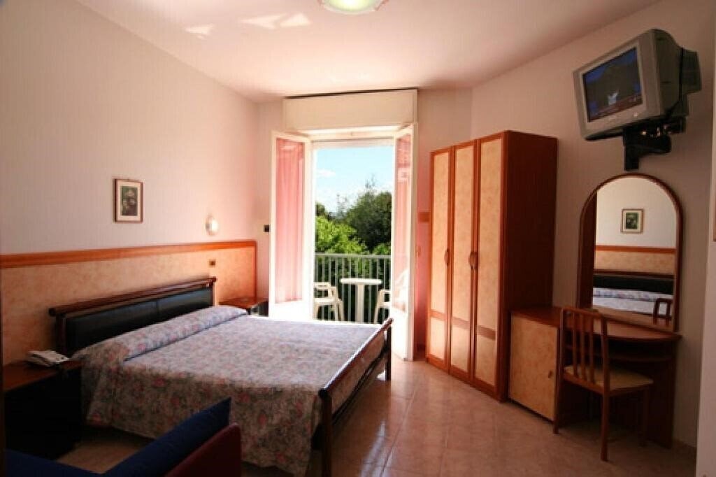 Фото Parigi 4*