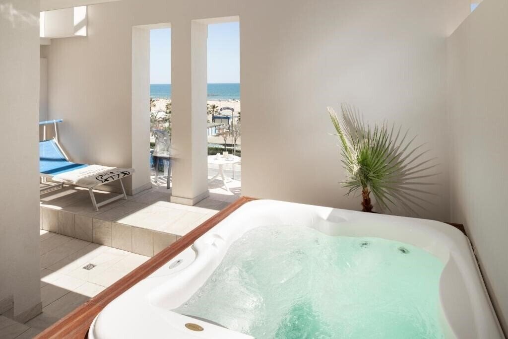 Изображение Ambassador Rimini 4*