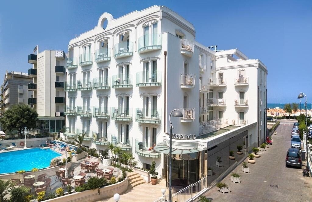 Отель Ambassador Rimini 4*