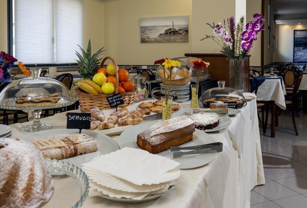 Зображення Petrarca 3*