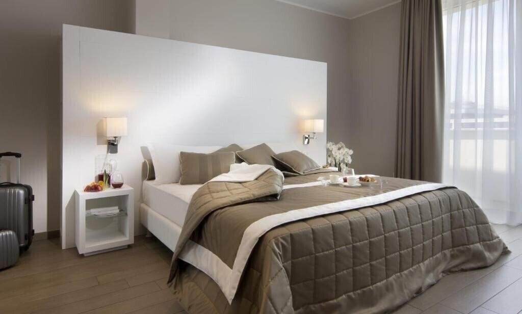 Готель Biancamano 3*