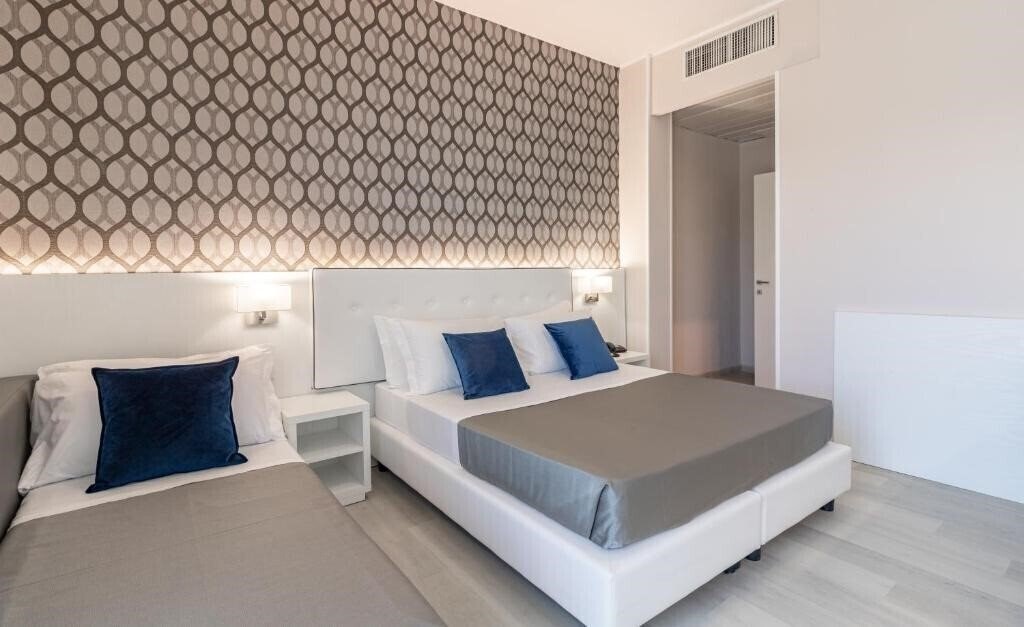 Картинка Biancamano 3*