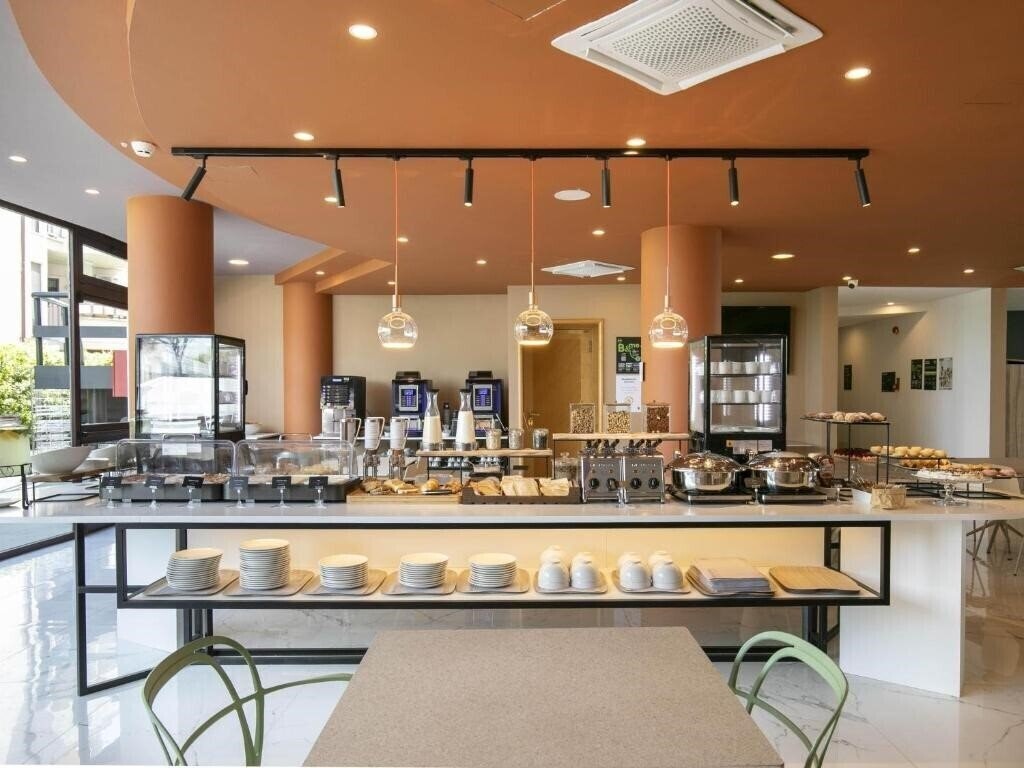 Зображення B&B Hotel Latina 4*