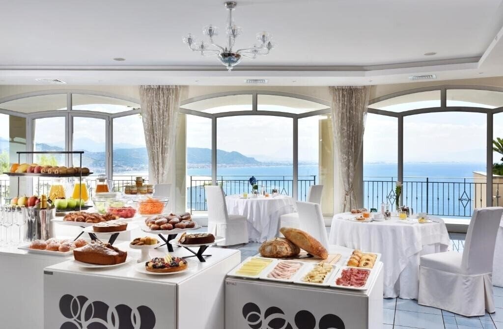 Фотографія Raito (Vietri sul Mare) 5*