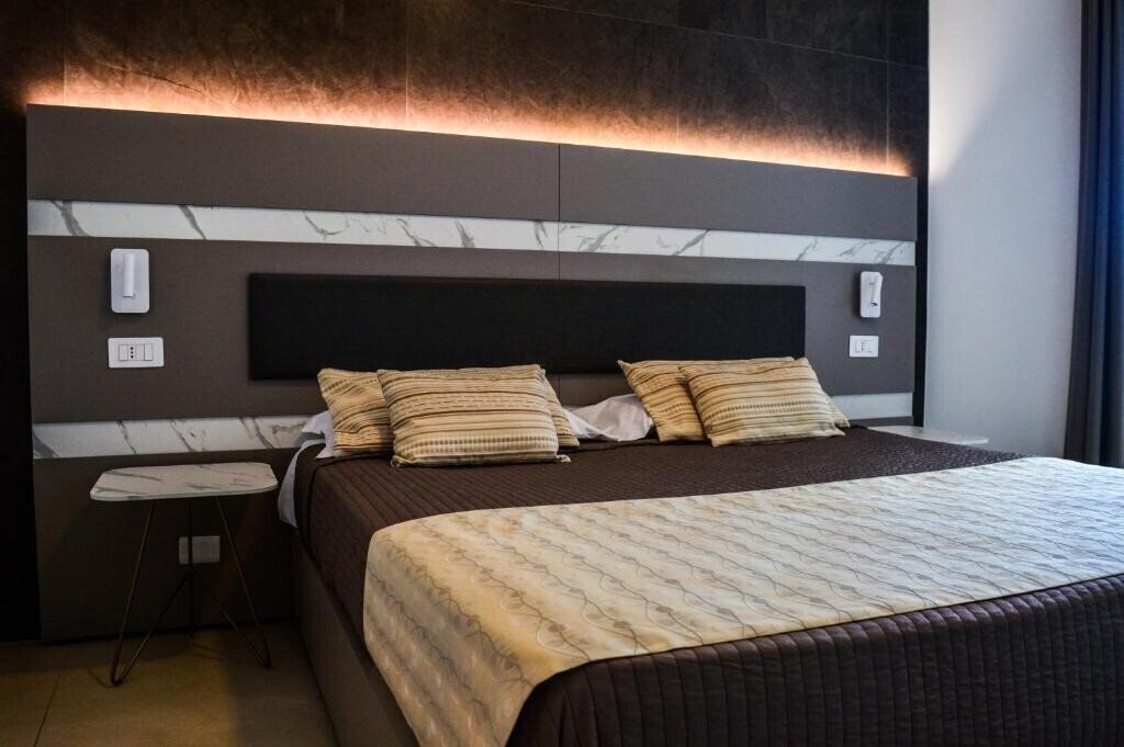 Картинка Mediterranea Hotel & Convention Center Salerno 4*