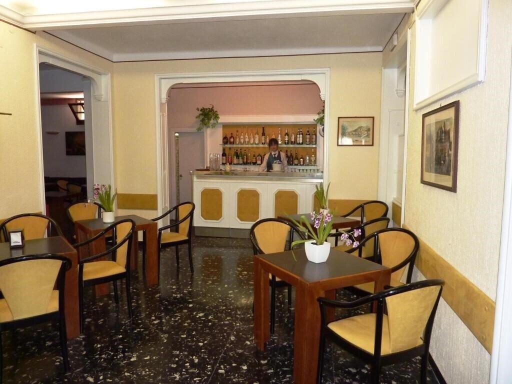 Картинка Ariston Montecarlo 3*