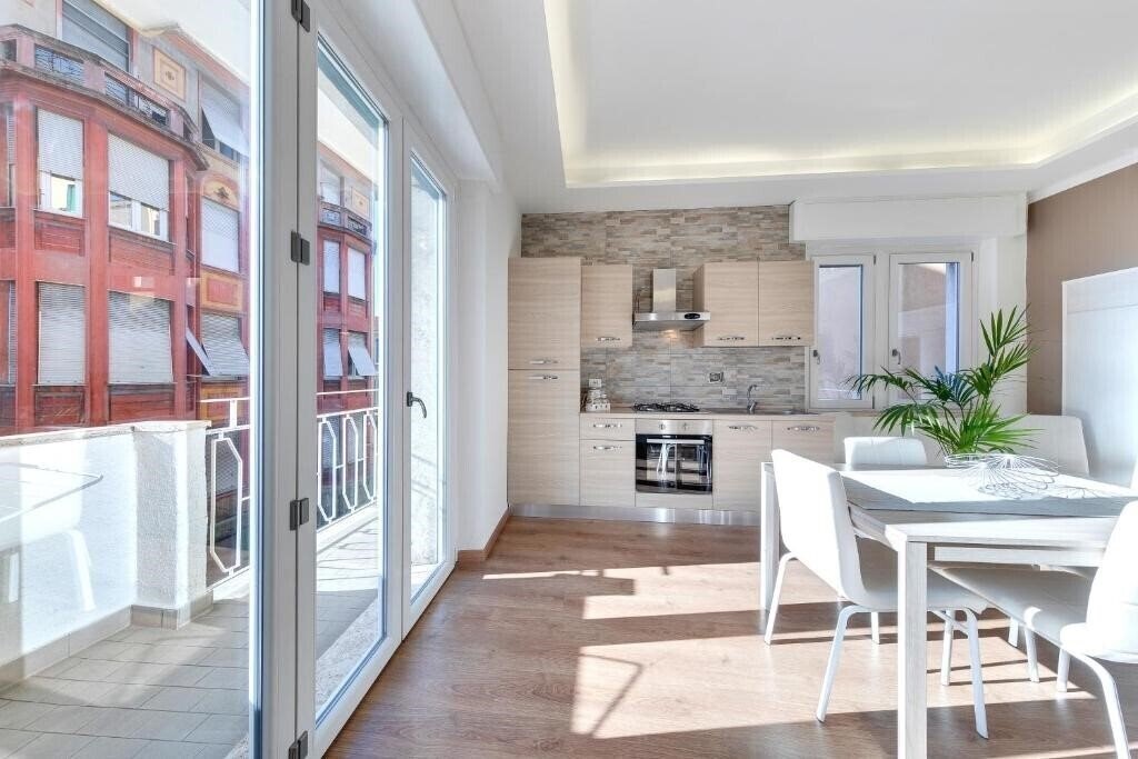 Изображение Ariston - Ciclabile Appartamento In Centro Al Mare Con Balcone 3*