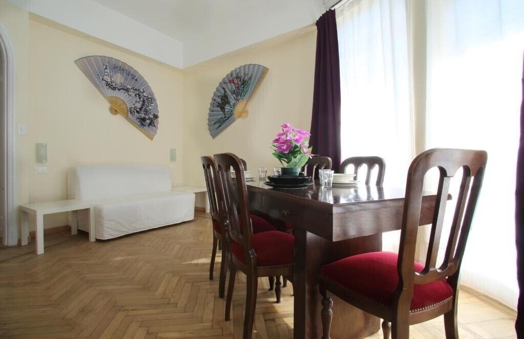 Готель Solaro 53 Apartments 3*