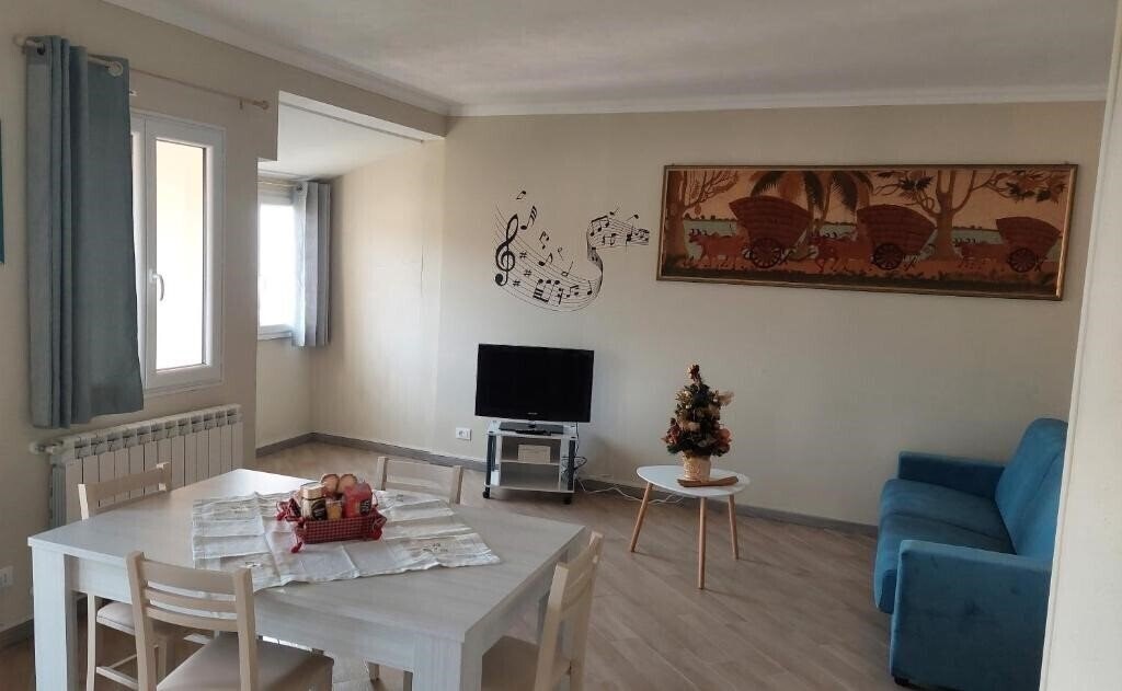 Фотография La Casa di Ermes - Ampio Luminoso Appartamento 2*