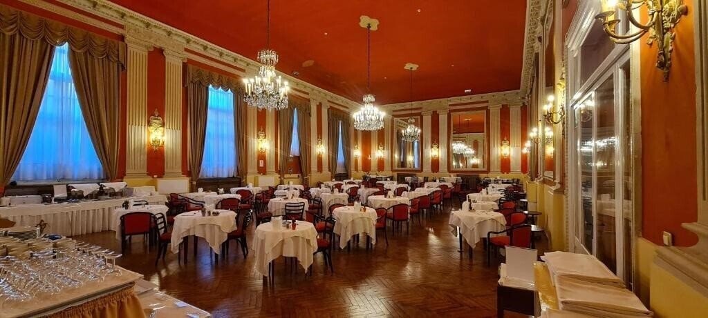 Картинка Grand Hotel Londra 4*