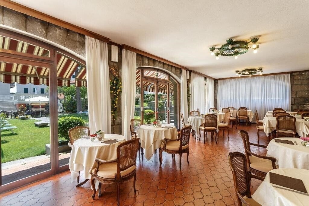 Фотография Villa Maria 2*
