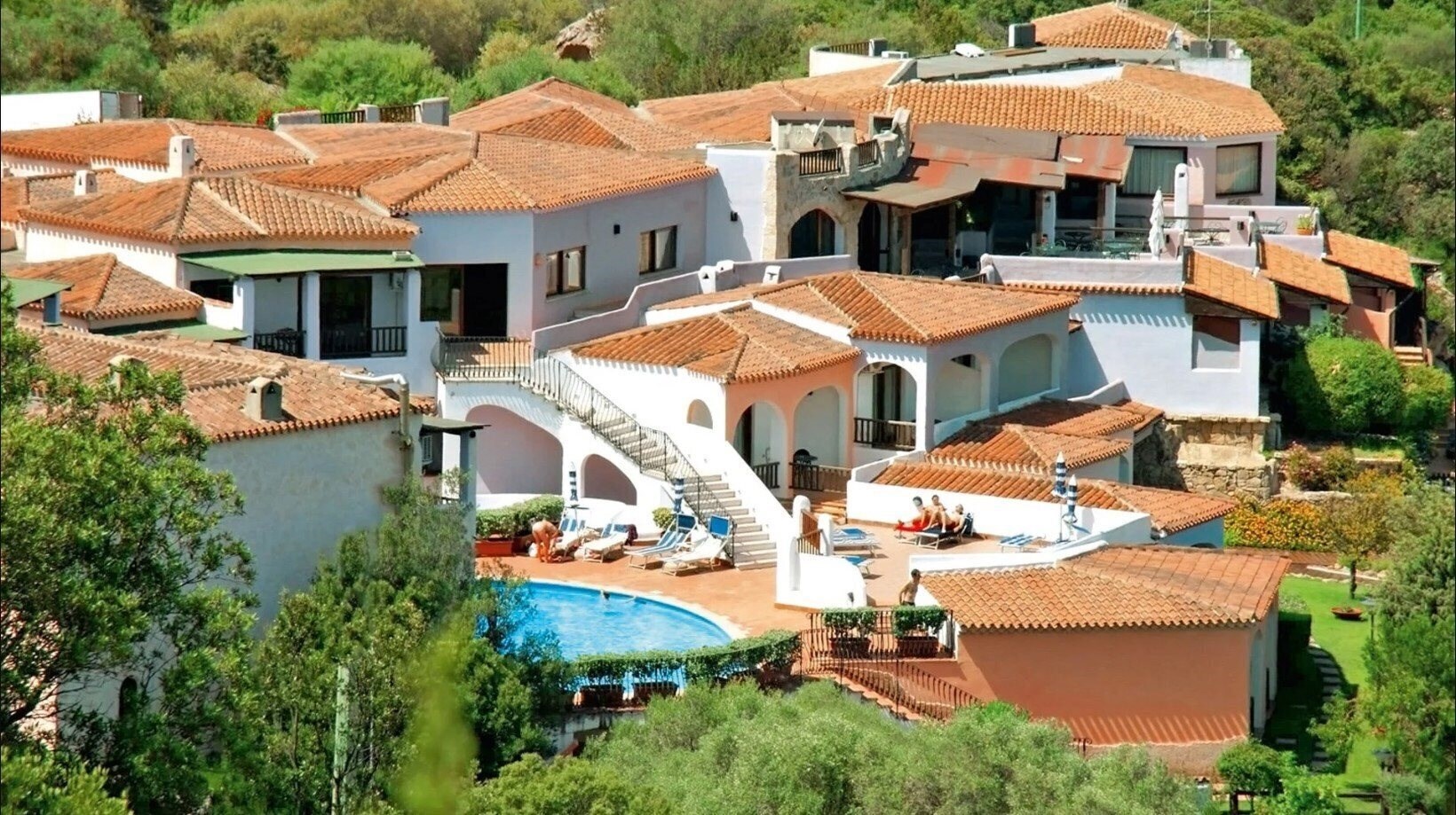 Фотографія Hotel Li Graniti 4*