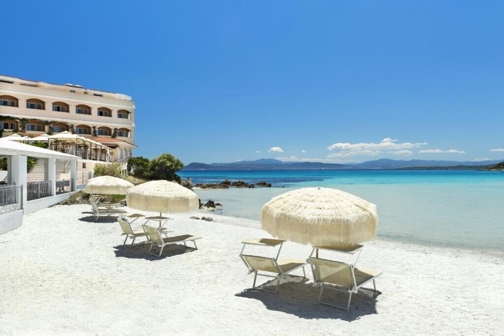 Отель Gabbiano Azzurro 4*
