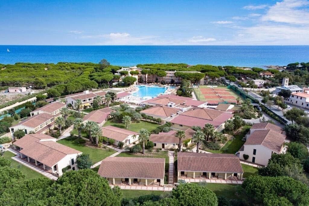 Фото Tirreno Resort 4*
