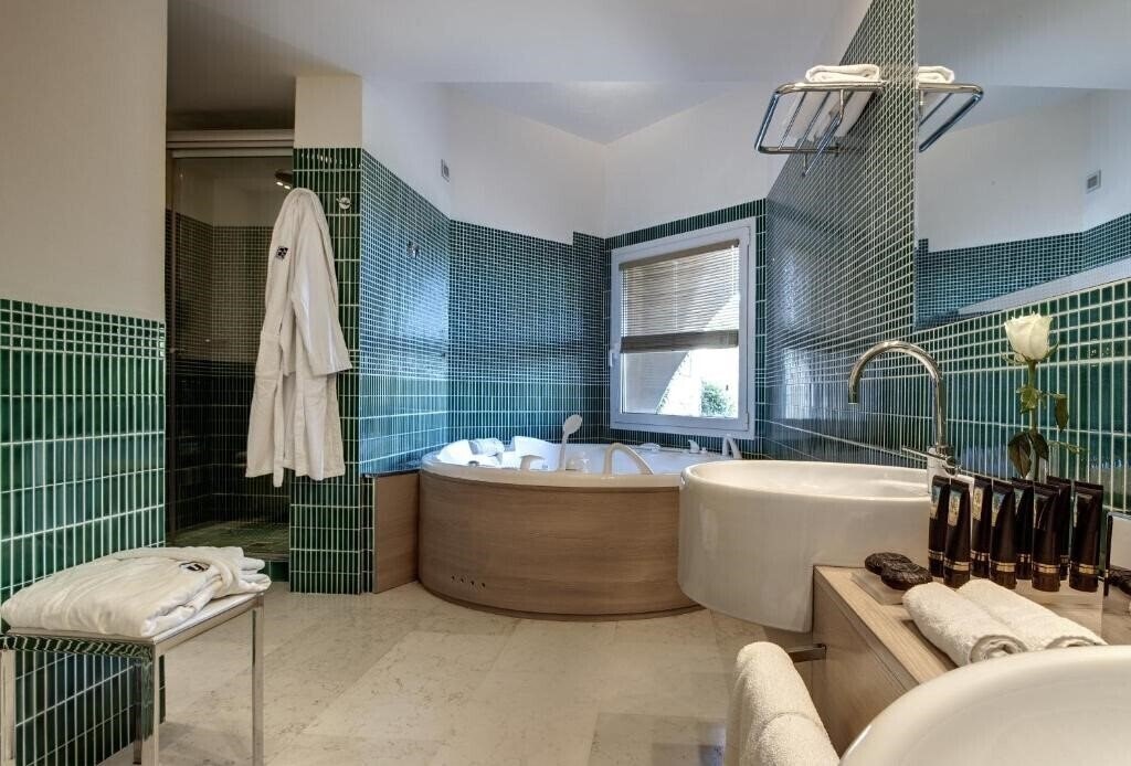 Картинка L'Ea Bianca Luxury Resort (ex. L E A Bianca Luxury Resort) 5*